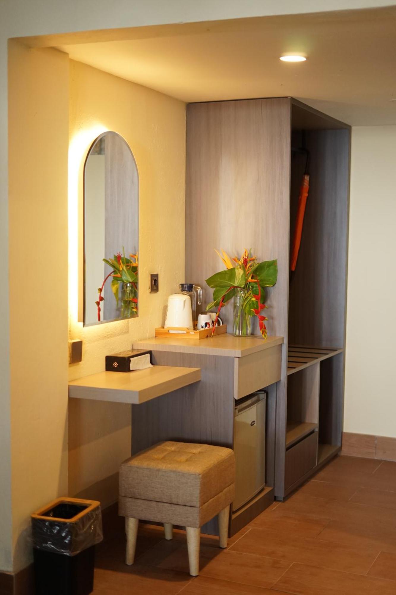 Sunsethouse Lombok Hotel Mangsit Екстериор снимка