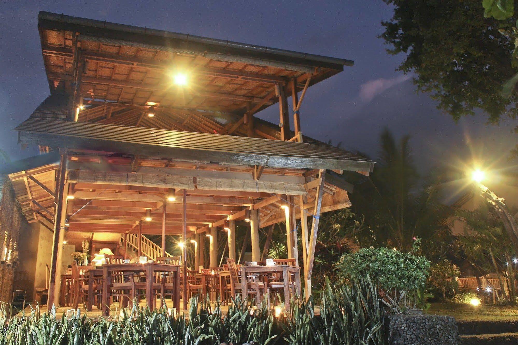 Sunsethouse Lombok Hotel Mangsit Екстериор снимка