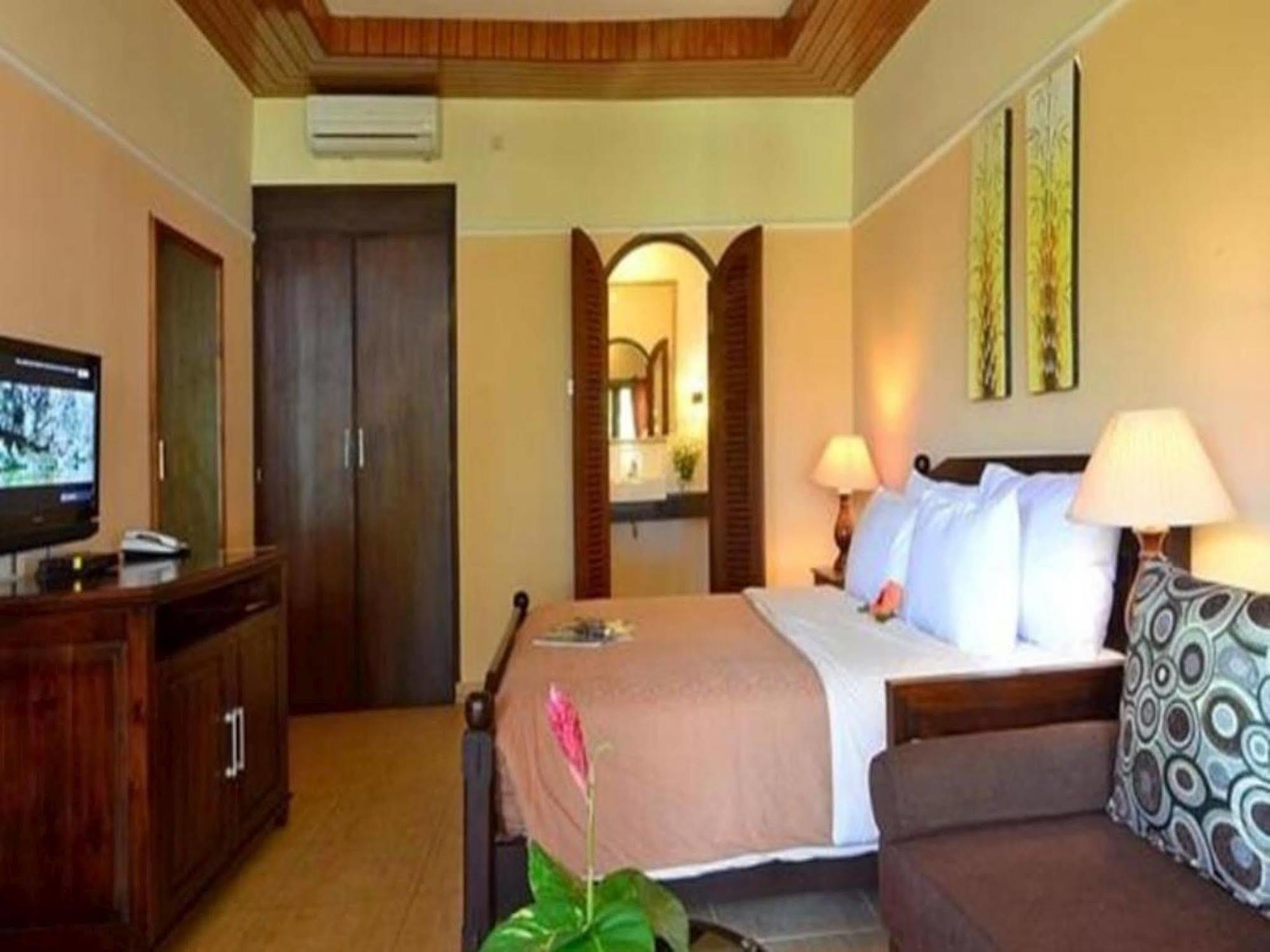 Sunsethouse Lombok Hotel Mangsit Екстериор снимка